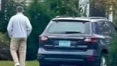 بدأ زوجي يجلب لي باقة من الزهور كل يوم جمعه