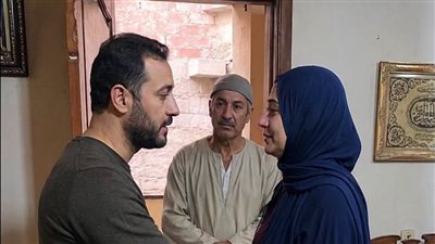 شاب تزوج من بنت وجلس معاها سبع شهور وحصل