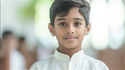 اخ بيحكي لينا بيقول و أنا صغير كان ابوي مسافر الكويت