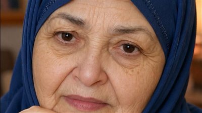 انا سيده ابلغ من العمر الواحد والستون