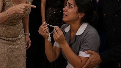 سړقة العقد حكايات زهرة
