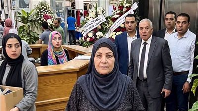 خلوها تستني في الاستقبال 3 ساعات ( حكايات بسمه )