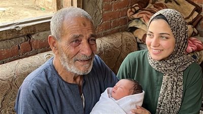 اتجوزت جاري عمره ثمانون عاماً
