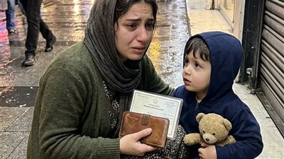 رمتني حماتي في الشارع