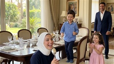 المليونير عاد إلي المنزل مبكرا